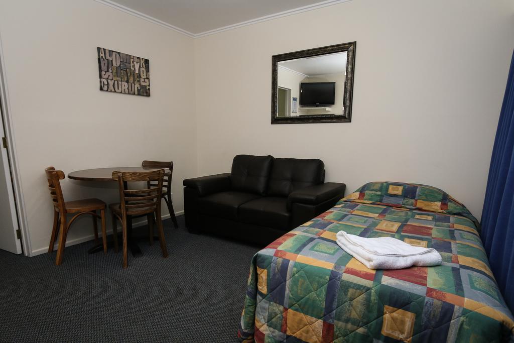 New Plymouth Top 10 Holiday Park Rum bild