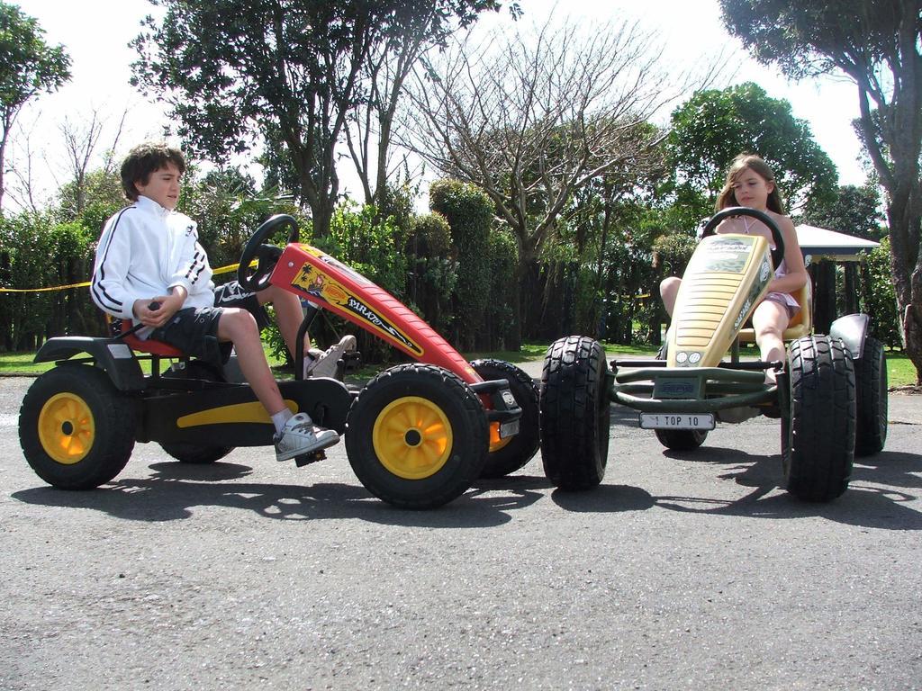 New Plymouth Top 10 Holiday Park Exteriör bild