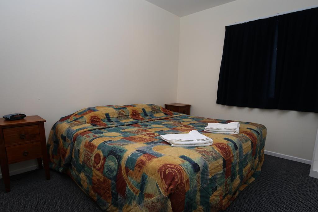 New Plymouth Top 10 Holiday Park Rum bild